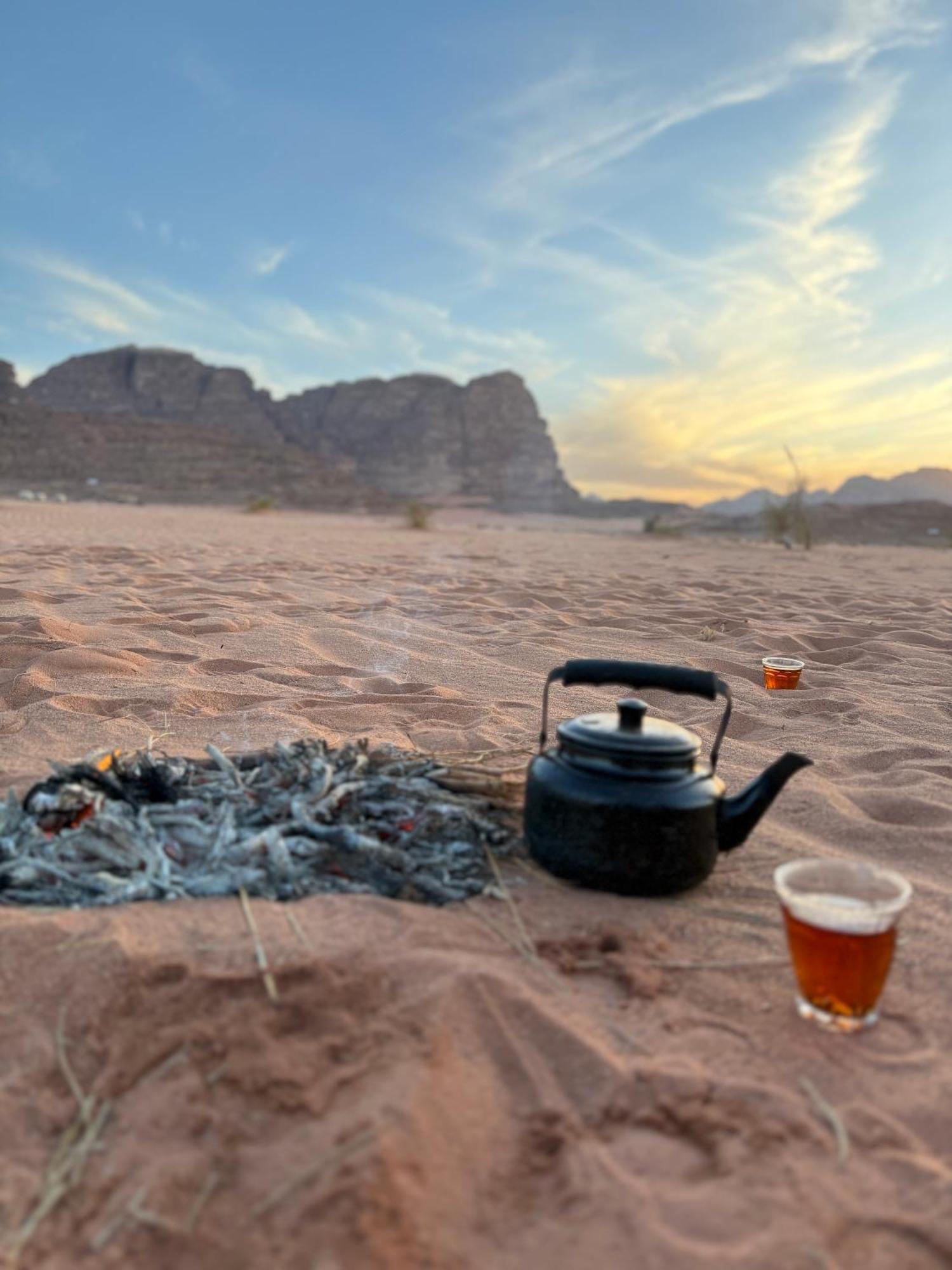 Faisal Wadi Rum camp Bagian luar foto